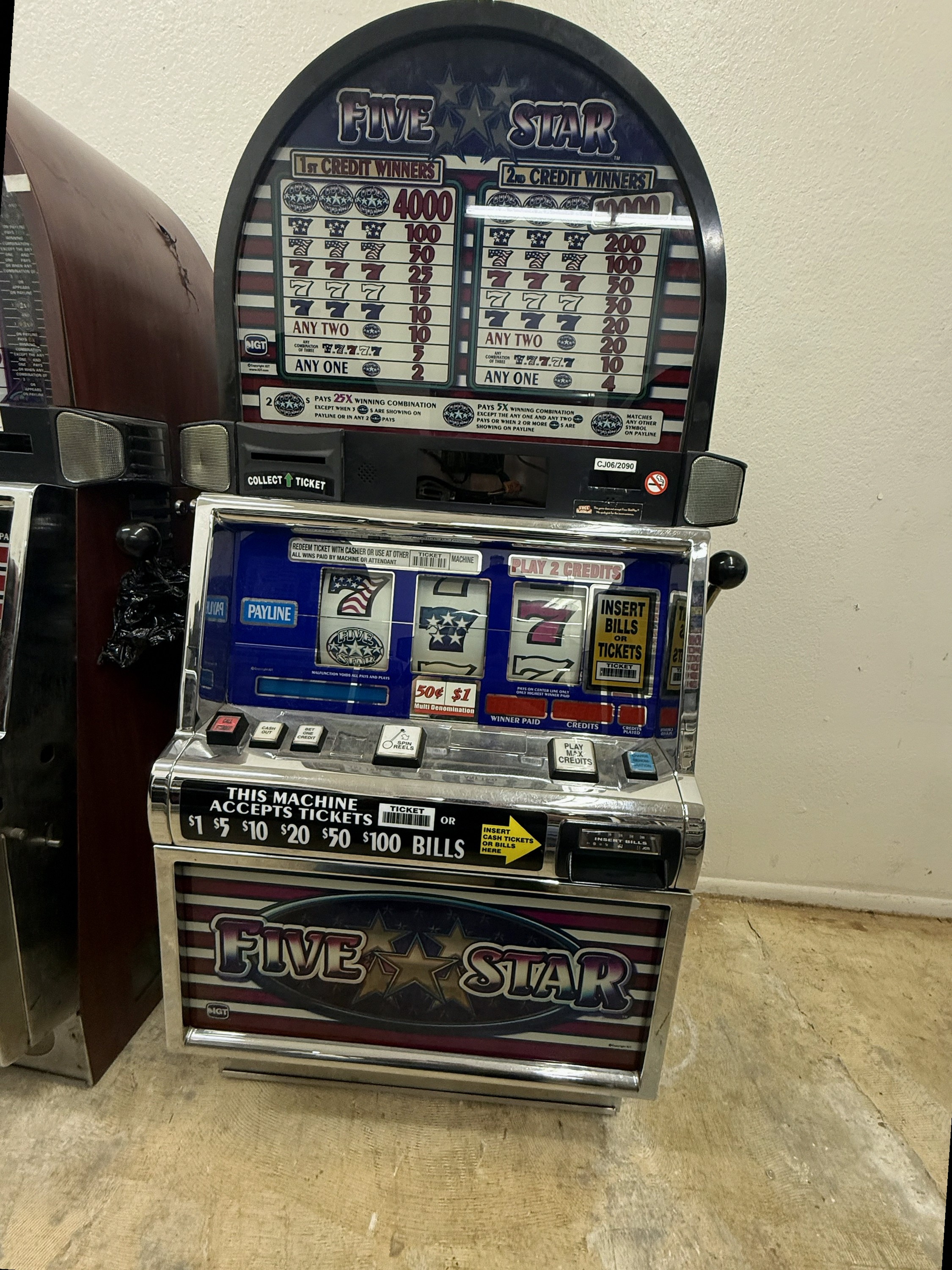 IGT Reel Spinner Five Star