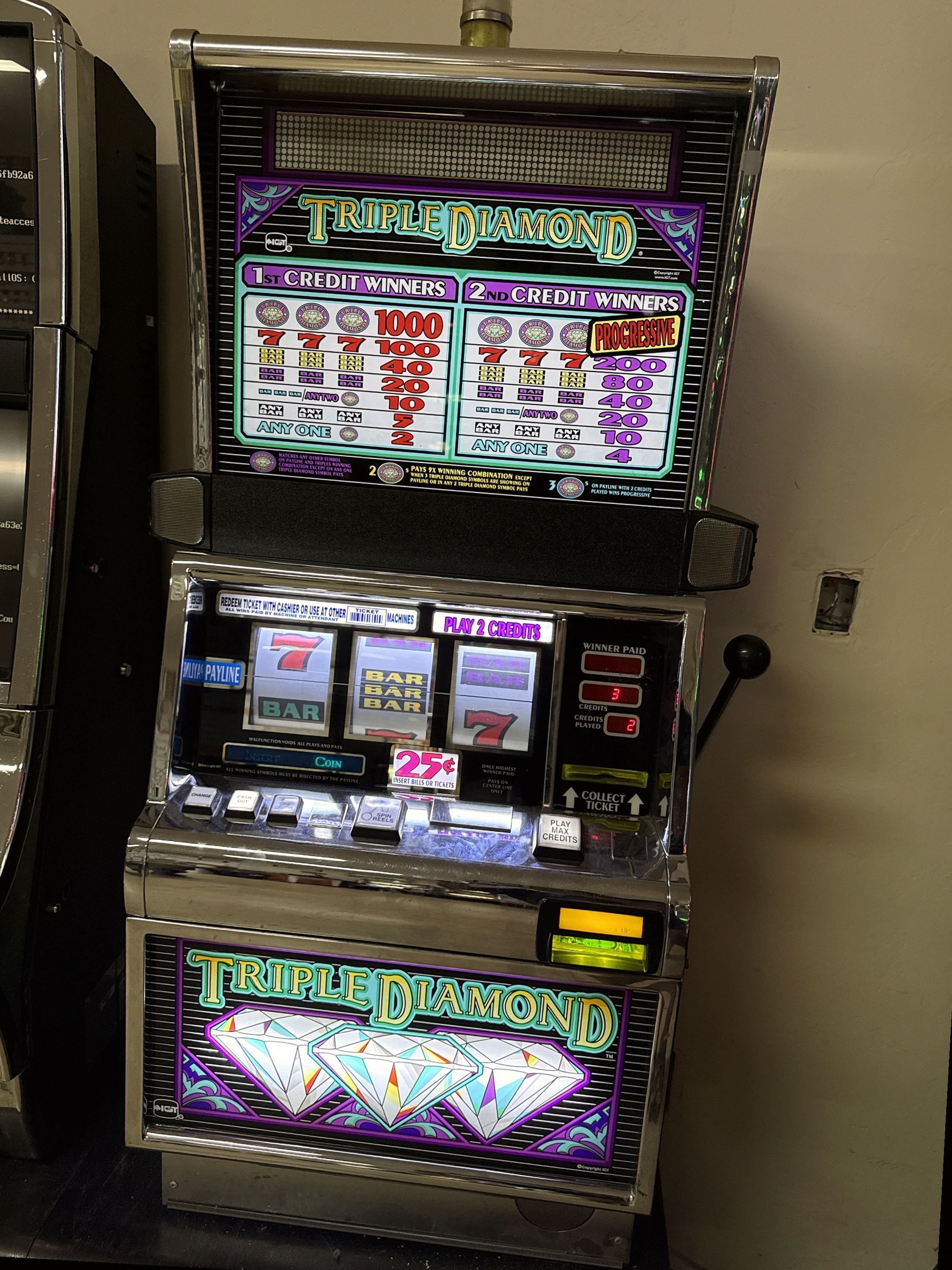 IGT Reel Spinner Triple Diamond